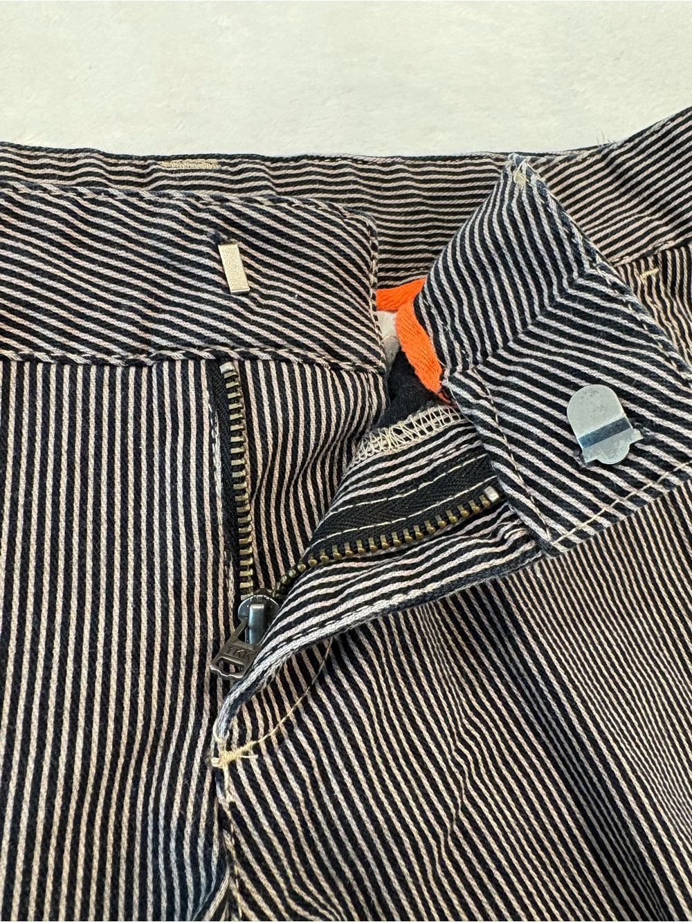 Hurley Low Rise striped shorts/ Y2K Classic Fit Low-rise - Picture 7 of 9